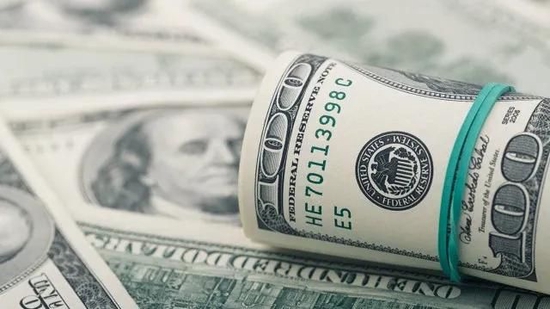 美《财富》杂志：全球超级富豪去年损失10万亿美元